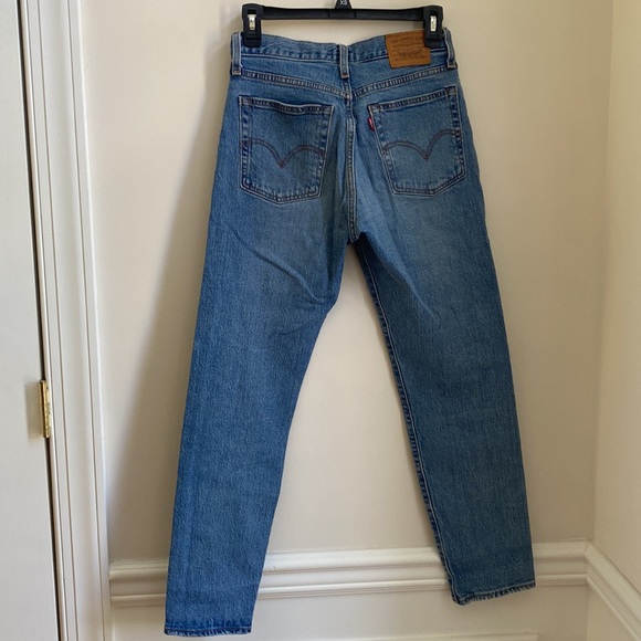 LEVI’s wedgie jeans size 26 - Picture 3 of 7